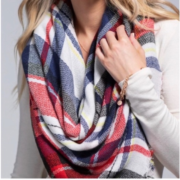 Ruggine Multicolor Plaid Oversized Scarf - Picture 2 of 4